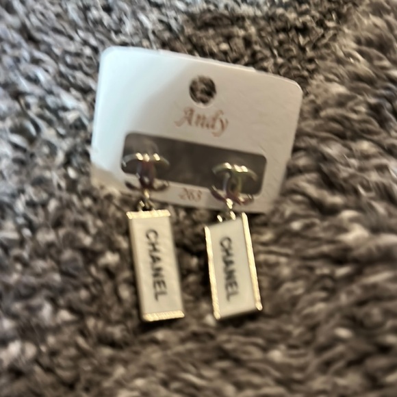 Fashion Silver Dangle Earrings with Matte Finish - Picture 2 of 3